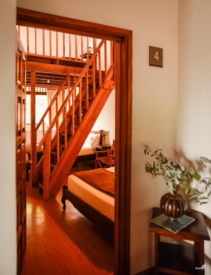 Ecohotel Bordones Isnos Bagian luar foto